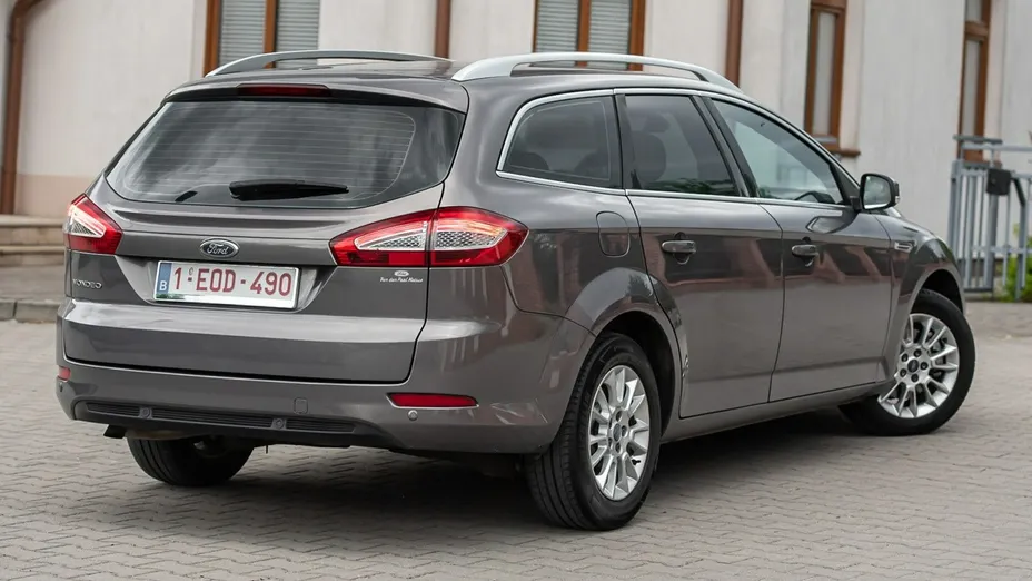 FORD Mondeo -