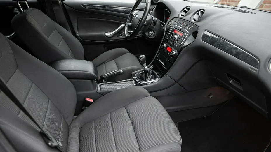 FORD Mondeo -