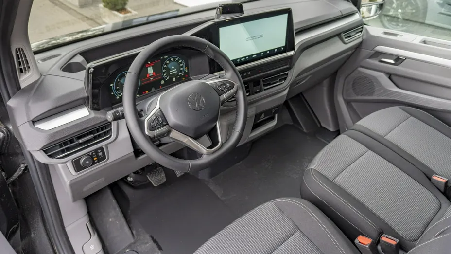 VOLKSWAGEN Transporter -