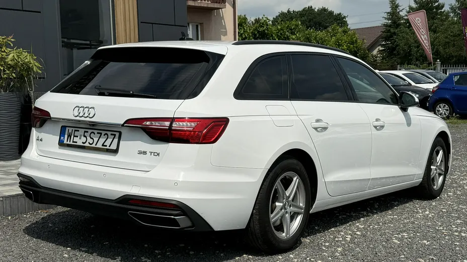 AUDI A4 Avant -