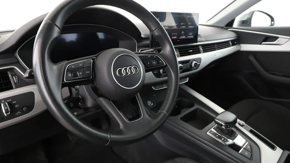 AUDI A4 -