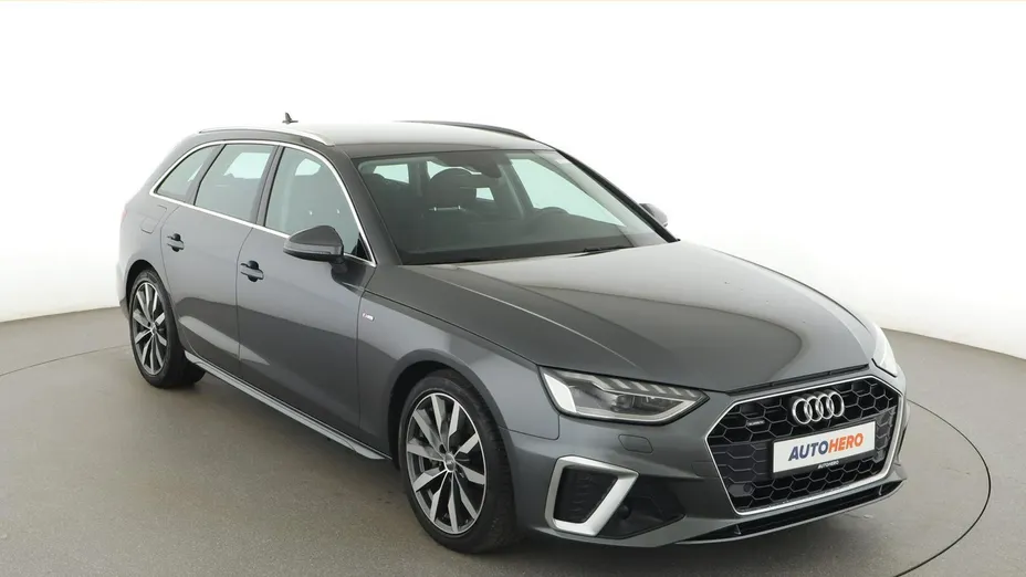 AUDI A4 -