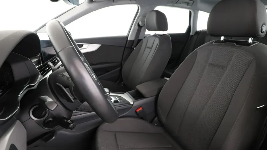 AUDI A4 -
