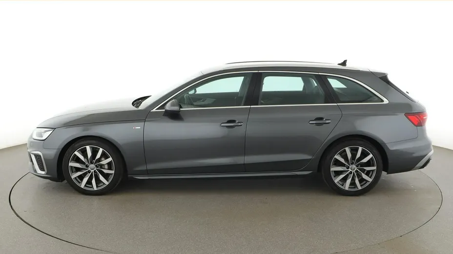 AUDI A4 -
