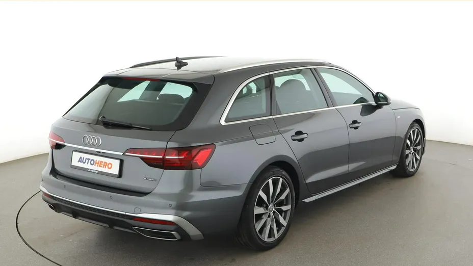 AUDI A4 -