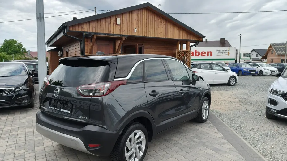 OPEL Crossland X -