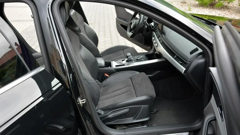 AUDI A4 -