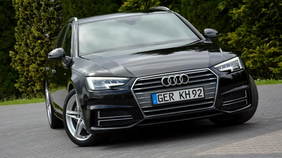 AUDI A4 -