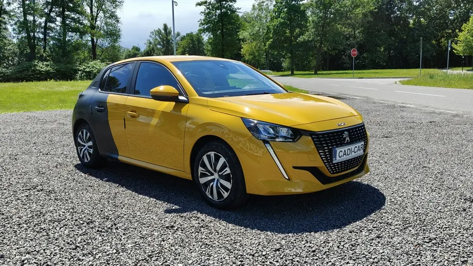 PEUGEOT 208 -