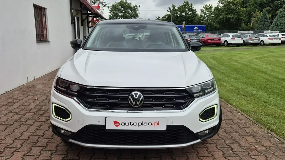 VOLKSWAGEN T-ROC -