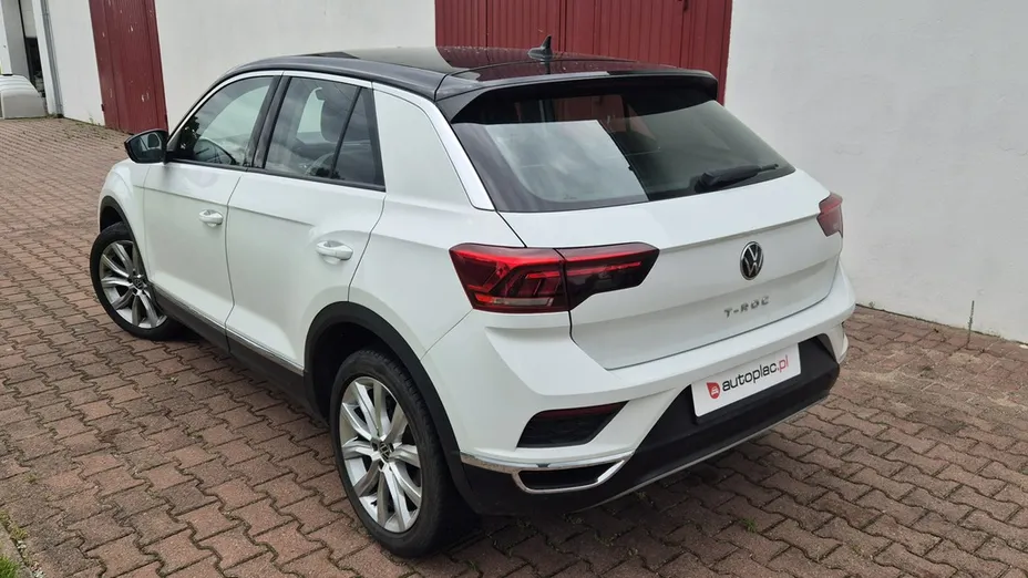 VOLKSWAGEN T-ROC -