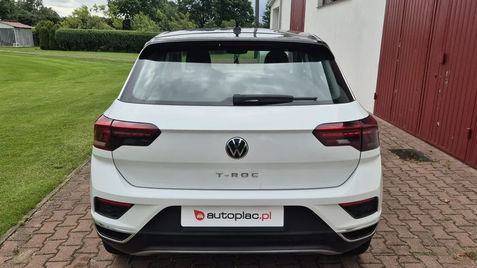 VOLKSWAGEN T-ROC -