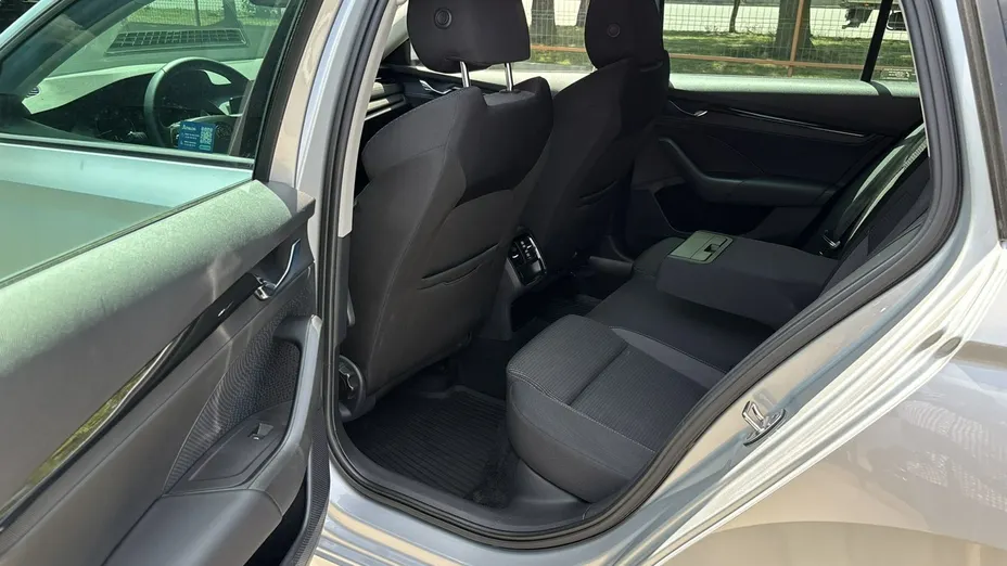 SKODA Octavia -