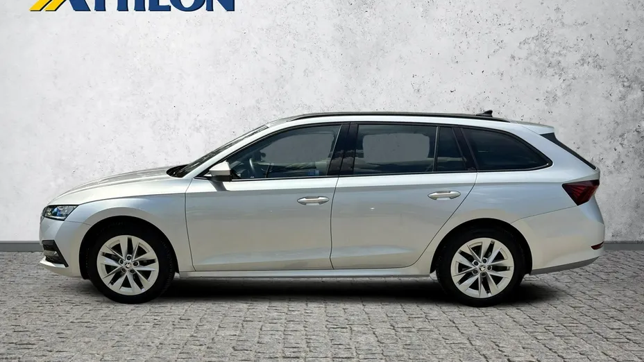 SKODA Octavia -