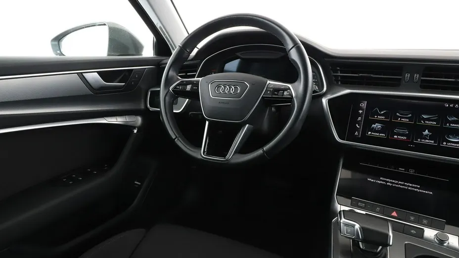 AUDI A6 -
