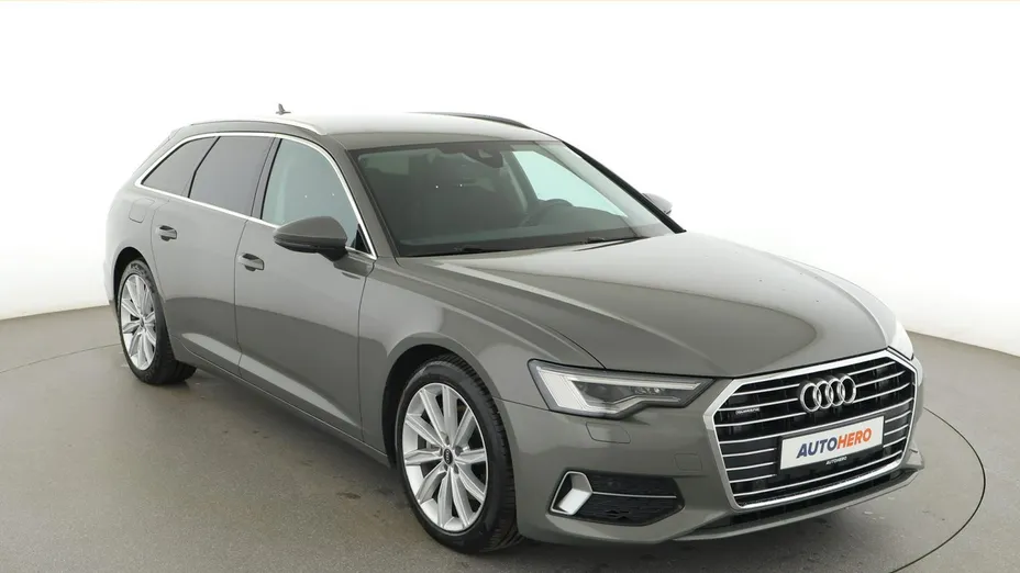 AUDI A6 -