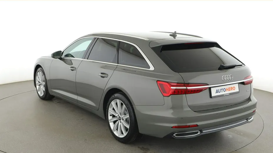 AUDI A6 -
