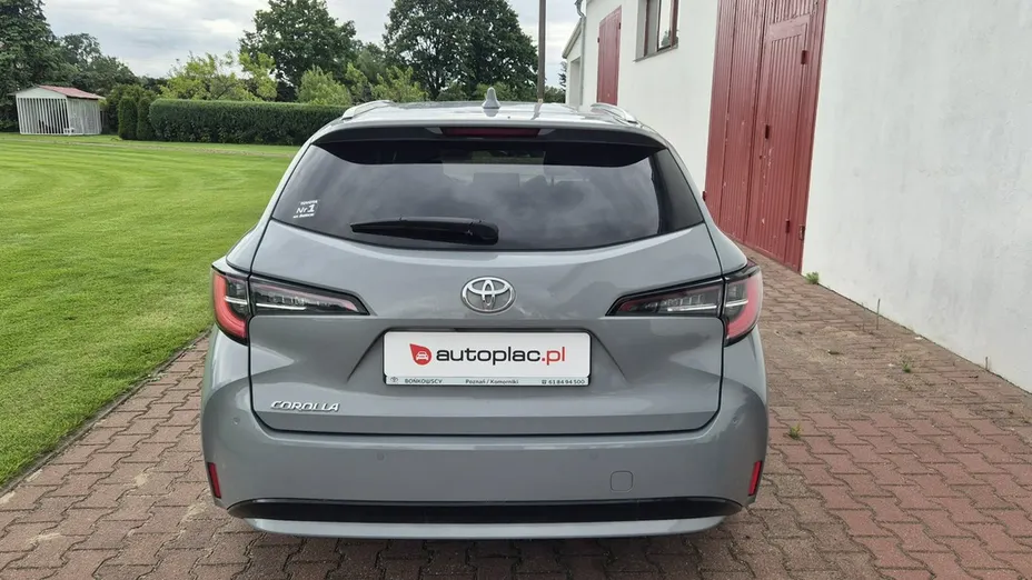 TOYOTA Corolla -