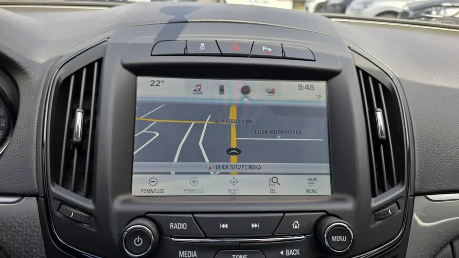 OPEL Insignia -