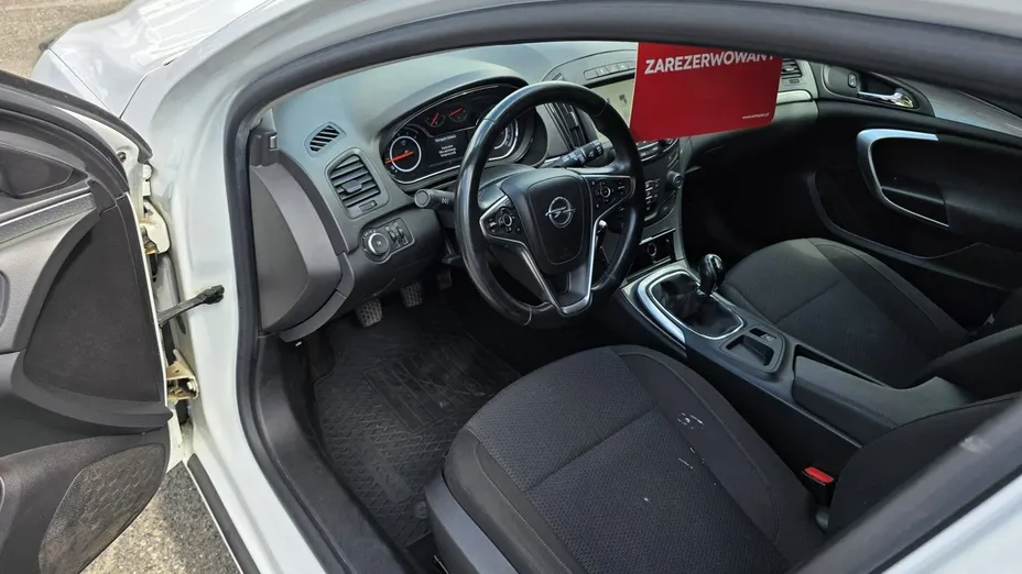 OPEL Insignia -