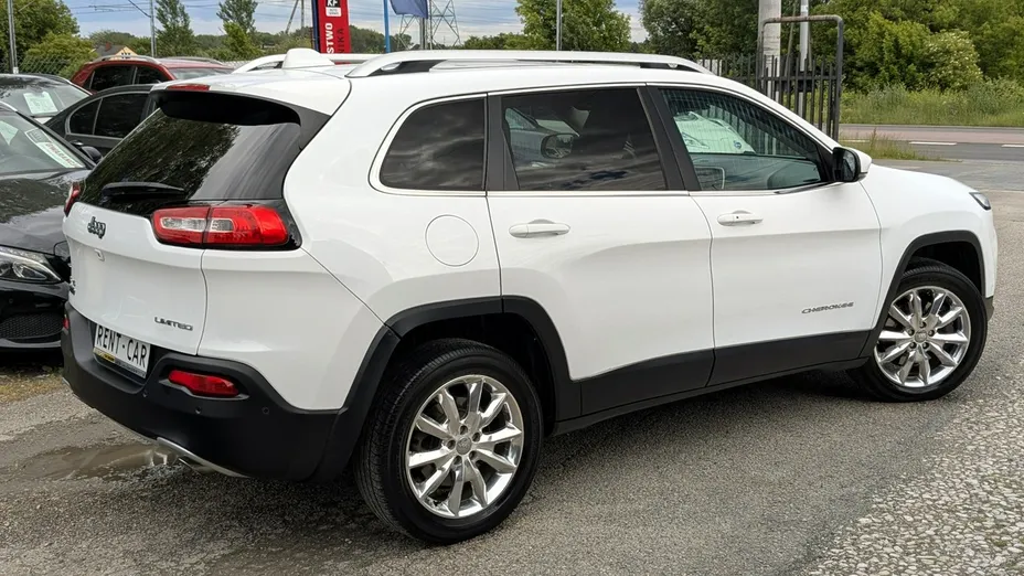 JEEP Cherokee -