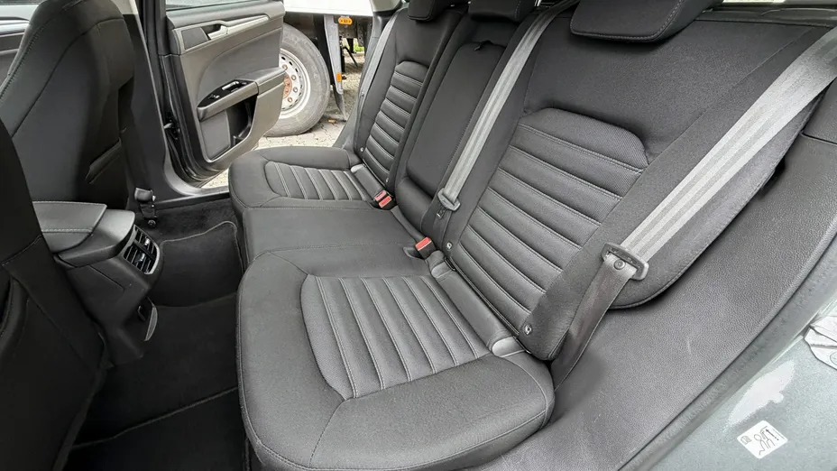 FORD Mondeo -