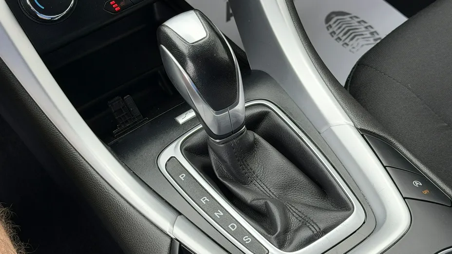 FORD Mondeo -