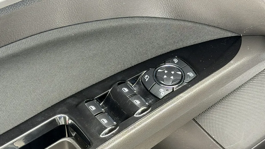 FORD Mondeo -