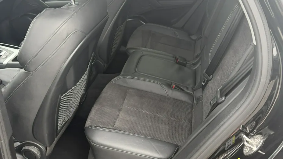 AUDI Q5 -