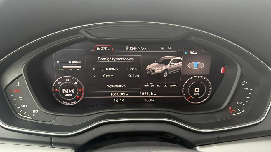 AUDI Q5 -