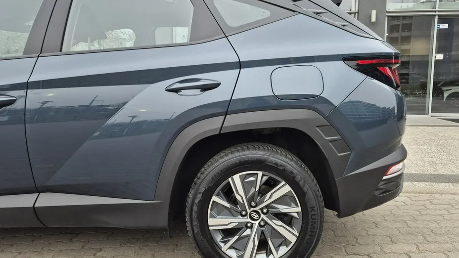HYUNDAI Tucson -