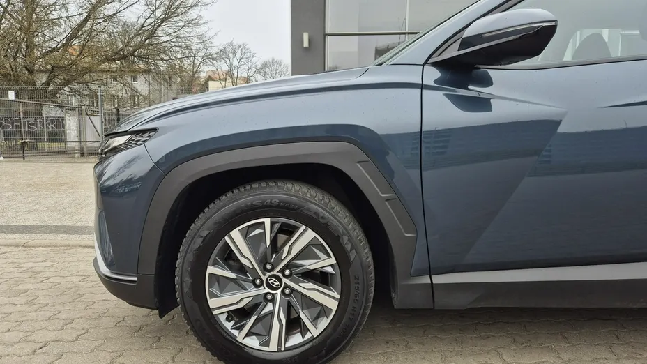 HYUNDAI Tucson -