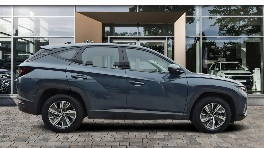 HYUNDAI Tucson -