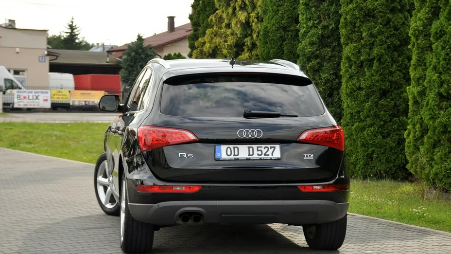 AUDI Q5 -