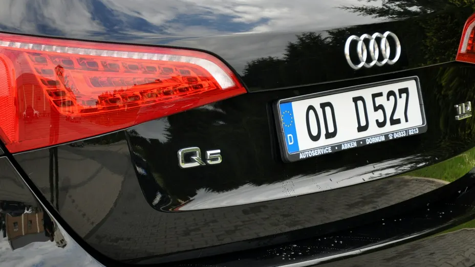 AUDI Q5 -