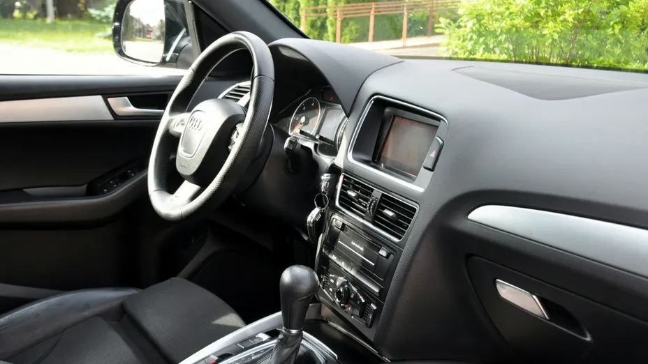 AUDI Q5 -