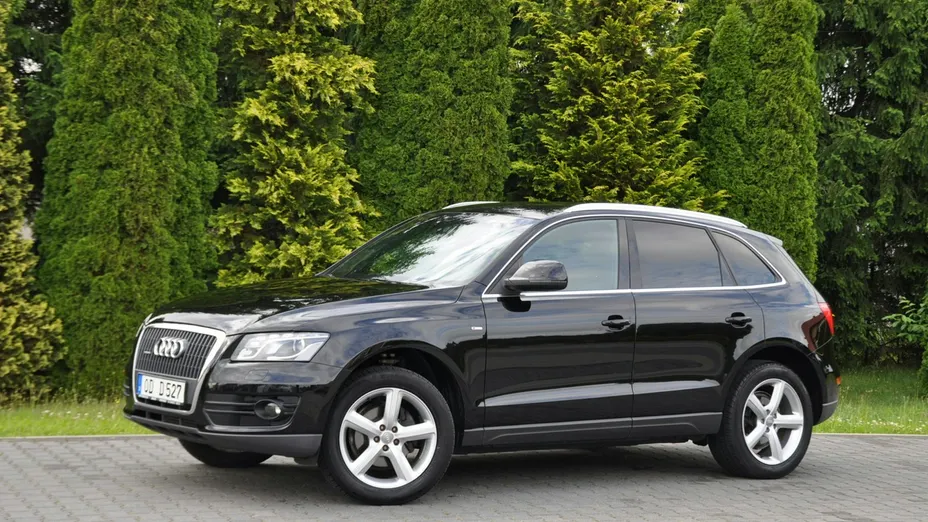 AUDI Q5 -
