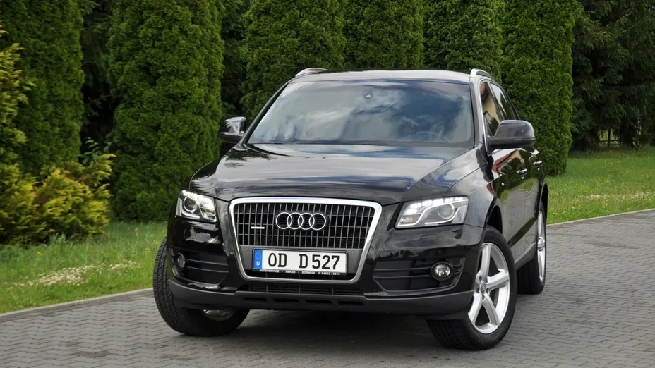 AUDI Q5 -