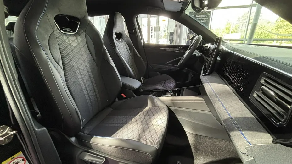 VOLKSWAGEN Tiguan -