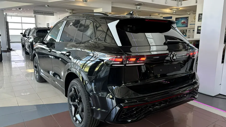 VOLKSWAGEN Tiguan -