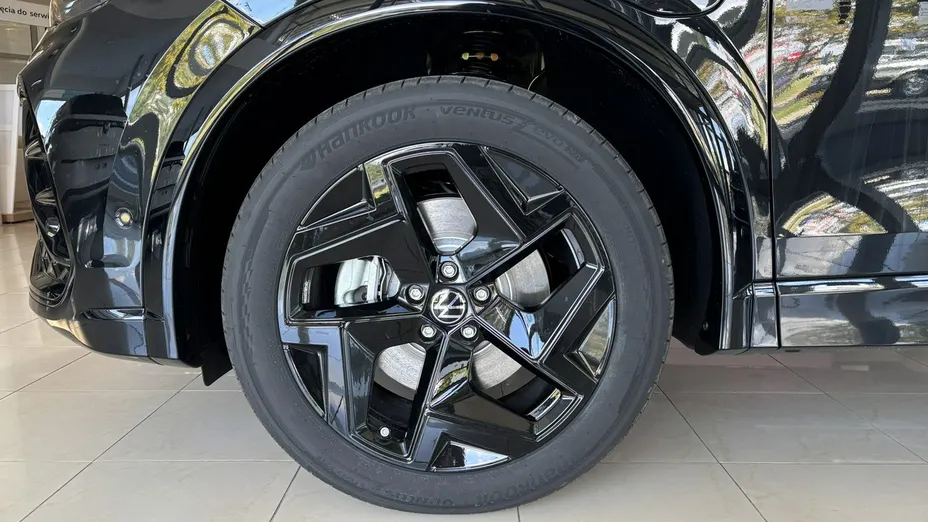VOLKSWAGEN Tiguan -