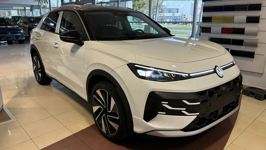 VOLKSWAGEN T-ROC -