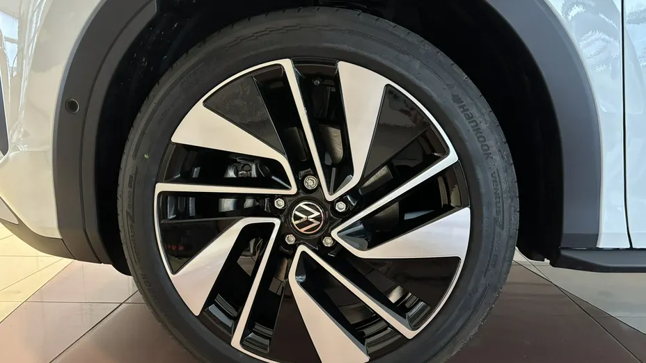 VOLKSWAGEN T-ROC -