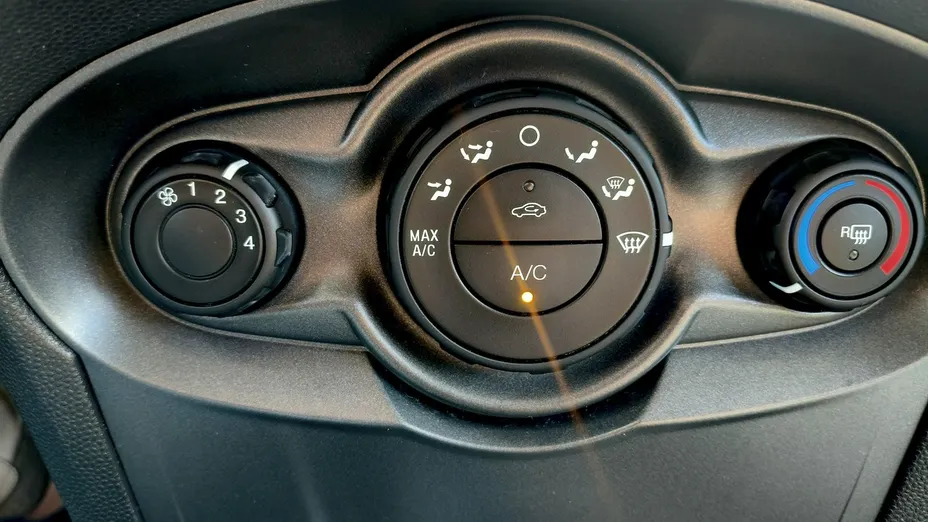 FORD Fiesta -