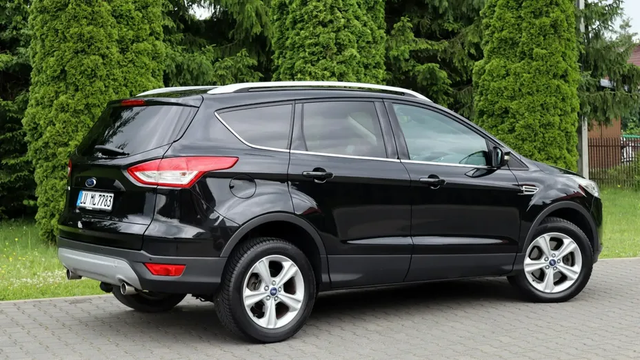 FORD Kuga -