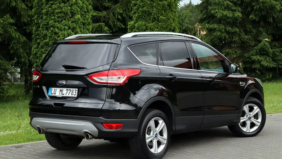 FORD Kuga -