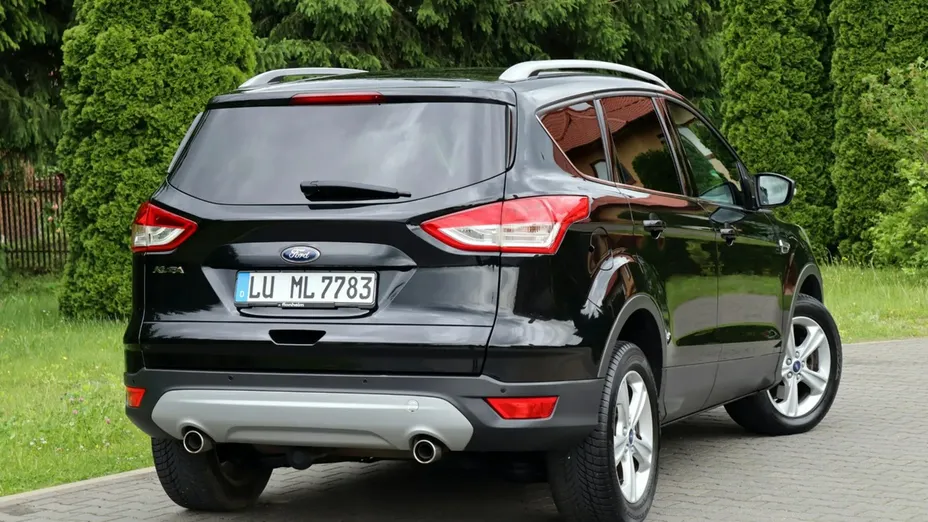 FORD Kuga -