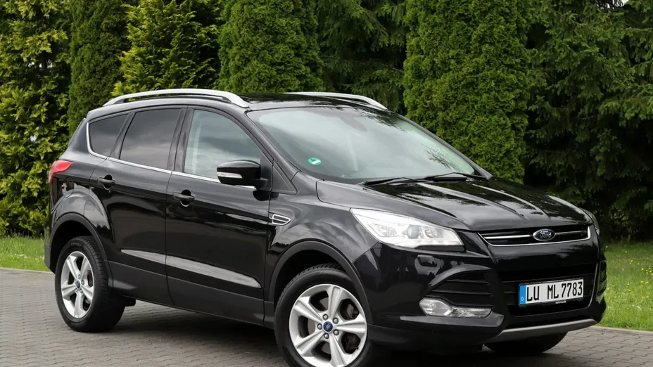 FORD Kuga -