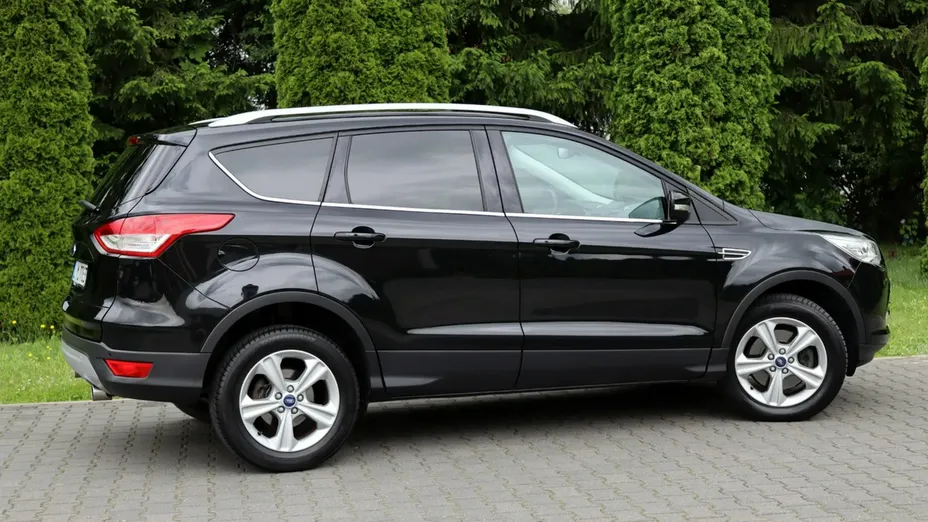 FORD Kuga -