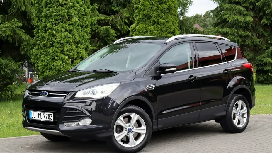 FORD Kuga -
